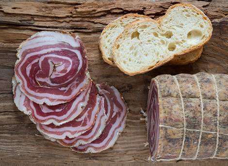 Stagionati: pancetta arrotolata